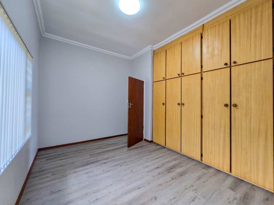 5 Bedroom Property for Sale in Jongensfontein Western Cape